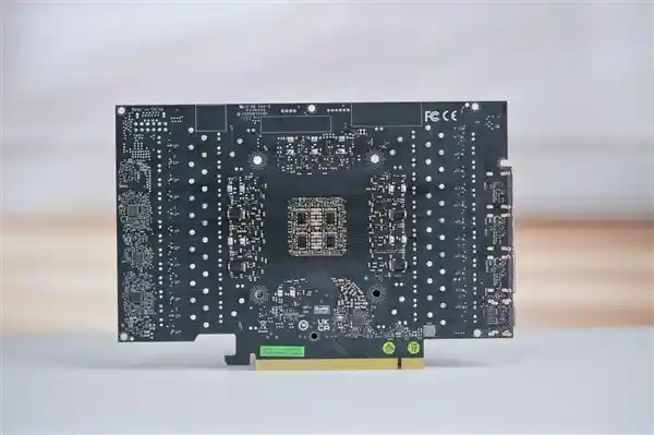 【震撼登场！影驰RTX 4070 Ti SUPER金属大师Plus OC】
