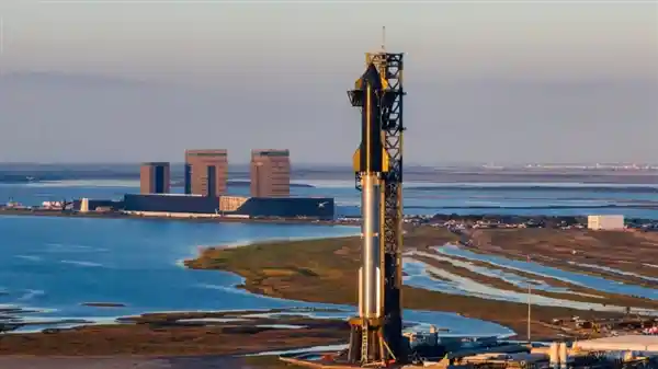 SpaceX星舰第六次试飞未如理想：再次让筷子夹火箭梦碎