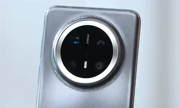 华为Mate 70登场！周鸿祎盛赞：软硬芯云全自研，引领全球新潮流