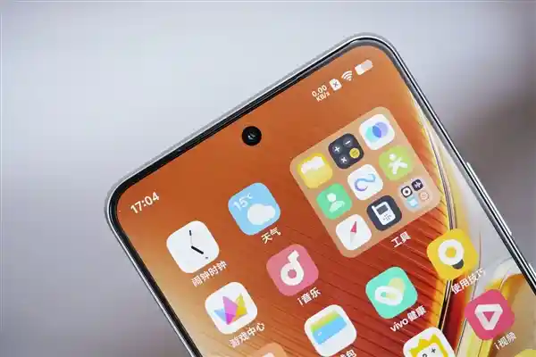 iQOO Neo 10 Pro：全新双芯战神震撼登场