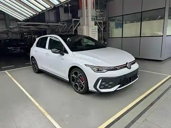 新款大众高尔夫家族震撼上市！12.99万起，史无前例价格！