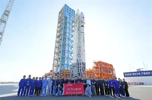 长征十二号火箭发动机威力无穷！载人登月新希望！
