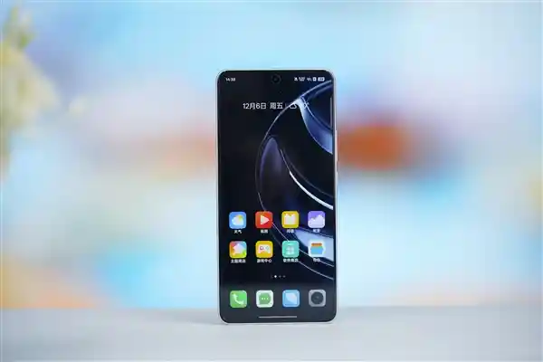 揭秘真我Neo7星舰版：搭载7000mAh超大电池，续航能力惊人