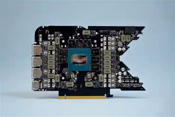 中国特供版RTX 5090D亮相！32GB GDDR7齐聚，震撼登场