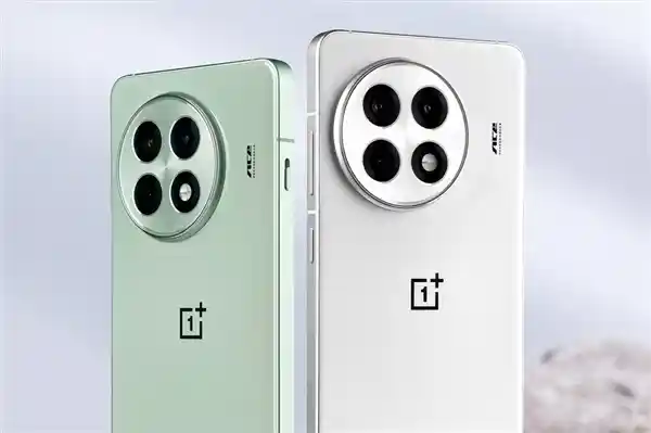 一加Ace 5 Pro率先发布120Hz原生级高刷屏：轻松碾压外挂独显芯片