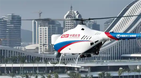 AR-500无人直升机首次登场城市，展示8小时超长续航能力
