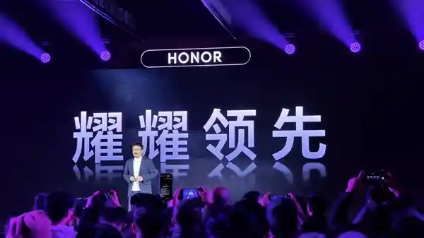 荣耀新机搭载100倍长焦，拍照表现全面碾压华为！