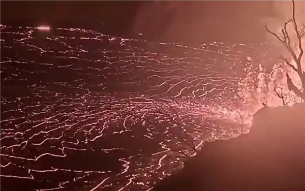 夏威夷火山连喷3日：大地熔岩狂舞，世界震撼