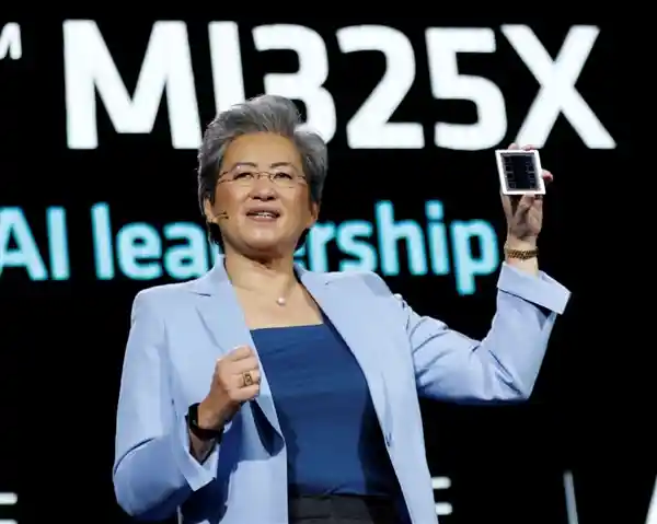 震撼来袭：英伟达即将发布全新RTX 5090 核弹，B300系列也将随后亮相！