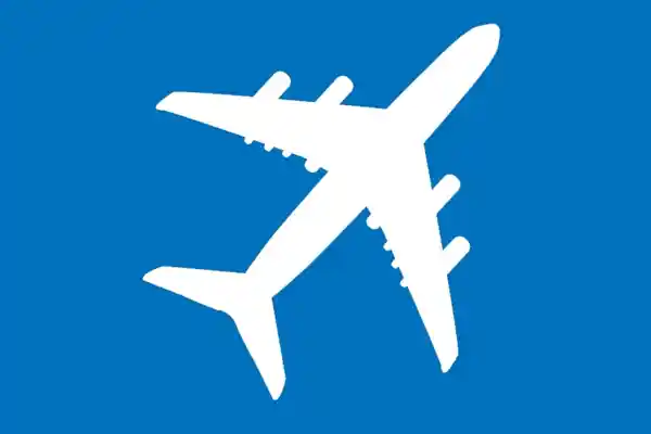 客机坠毁25岁空姐幸存掩面痛哭：心理阴影凝重，生命重生的勇气
