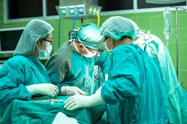 21岁考研生因作息不规律入院ICU！医生确认糖尿病酮症酸中毒，警示青年群体注意生活方式