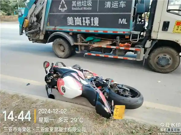 19岁机车网红女骑手不幸车祸去世，生日在即，年仅一周远