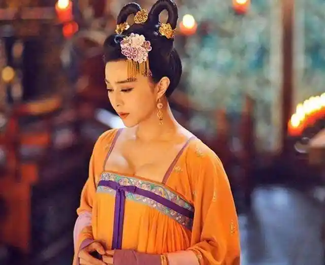 揭秘武则天晚年神秘秘密：金简刻有五个自造字，揭示长生不老秘诀