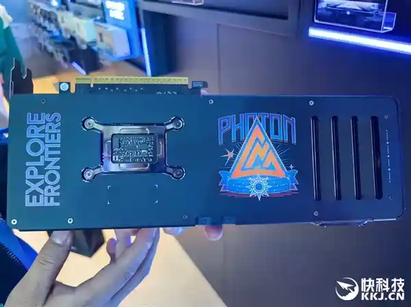 蓝戟锐炫B580系列问世：超频达2850MHz，掀起Intel显卡性能新风暴