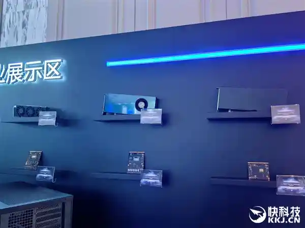 蓝戟锐炫B580系列问世：超频达2850MHz，掀起Intel显卡性能新风暴