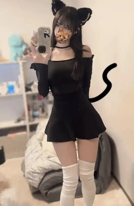 《绝区零》COSPLAY女神月城柳惊艳亮相，还原度惊人！
