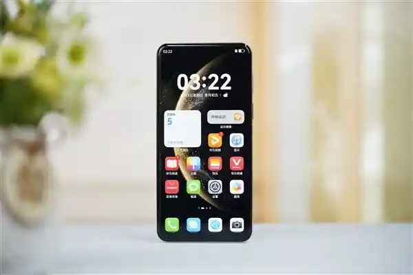 华为Mate 70系列疯狂爆单！订单量暴增至1700万台！