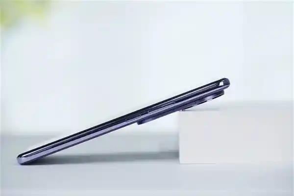 vivo S20 Pro震撼登场！四颗5000万像素摄像头，拍照新境界！