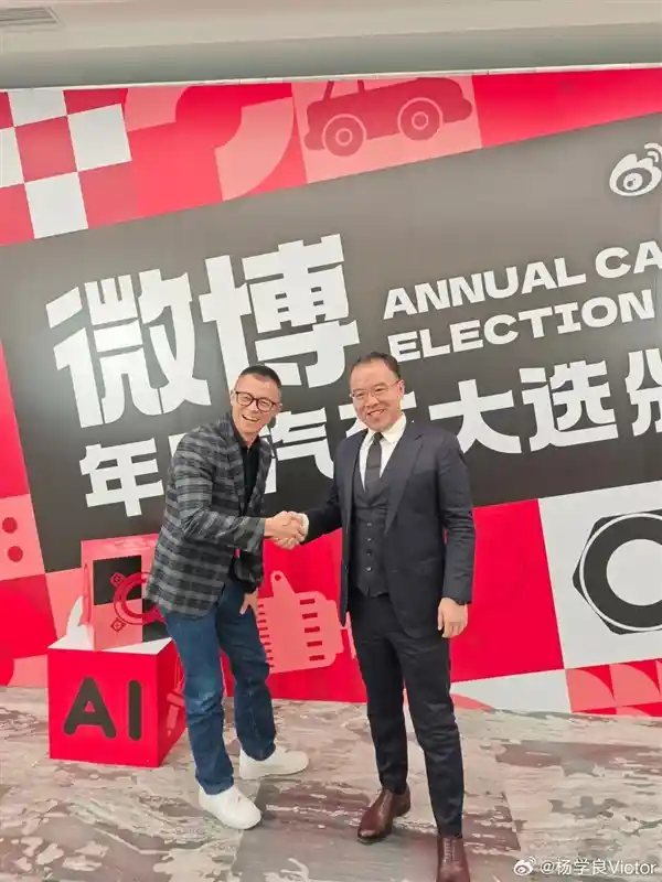 泄密事件引发博主陈震500万索赔，网友戏称：以一笑泯恩仇