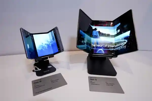 三星首款三折叠Q2正式发布：G型方案挑战华为Mate XT