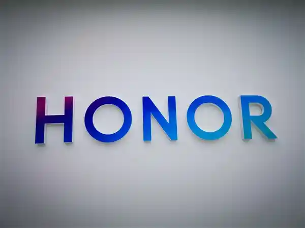 中国区CMO姜海荣将离任，荣耀再掀风云