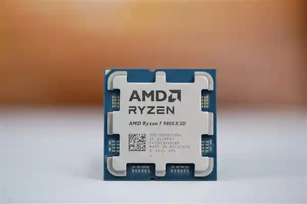 揭秘国内惊现假冒锐龙7 9800X3D事件：网友惨失4000元，产品真伪难辨！