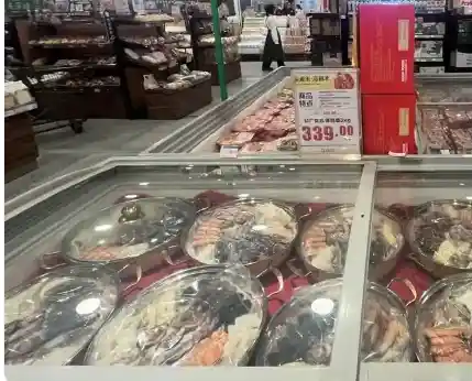 293元8道菜预制年夜饭抢购狂潮！网友惊呼：吃完飙速像打标枪