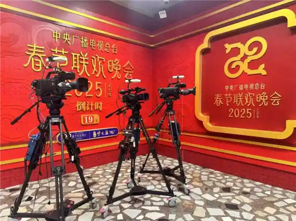 5G-A技术盛宴！中兴与移动携手合作，上行速率突破2Gbps