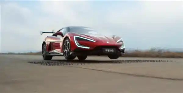 U9再飞！无人驾驶飞跃升级：三次120km/h飞行创新突破