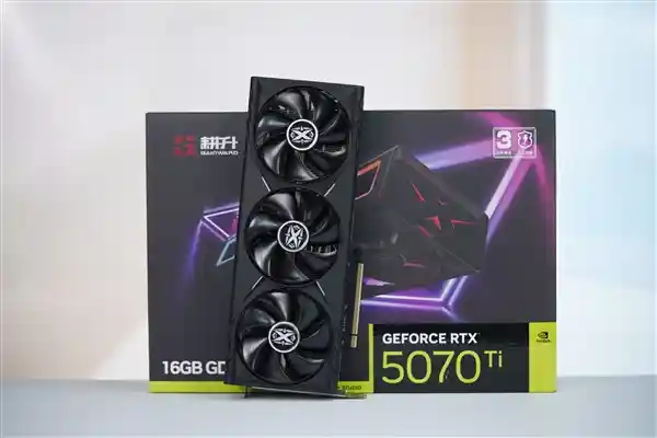 赛博潮流新纪元！耕升RTX 5070 Ti炫光·超OC显卡惊艳亮相