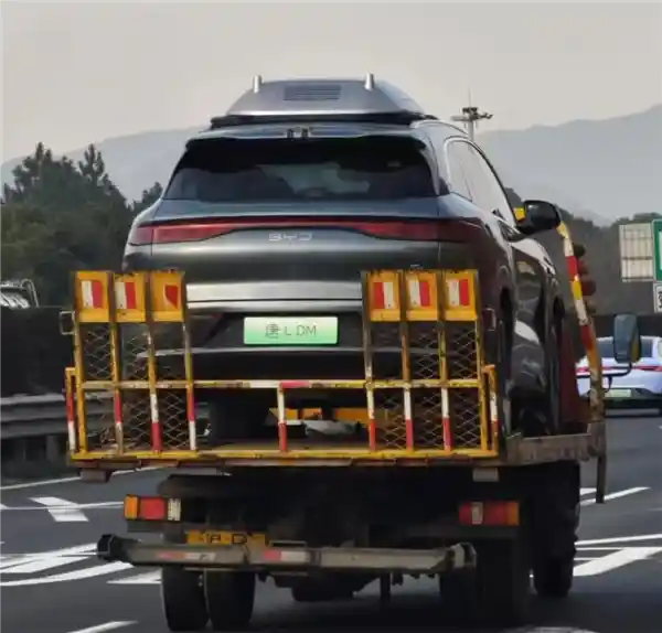 大疆与比亚迪联手发布智能车载无人机系统，引领未来出行新体验