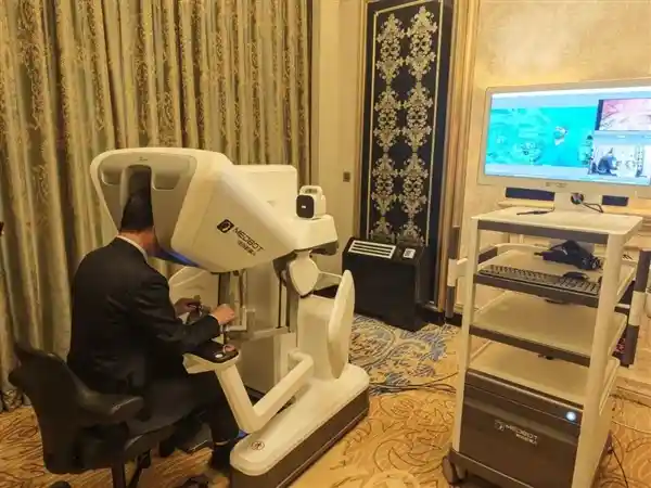 中国成功实现卫星跨国手术突破！拉萨-北京3000公里跨越，创下全球第一例