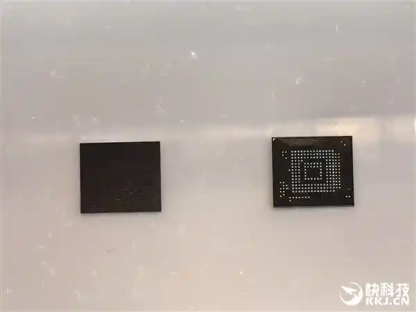 长江存储颠覆传统：推出0.85毫米超薄1TB晶栈4.0 UFS 4.1芯片