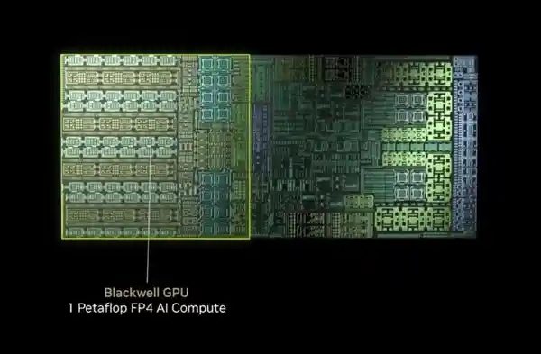 [算力巅峰·方寸匠心：华硕发布Ascent GX 10 AI超能新纪元]