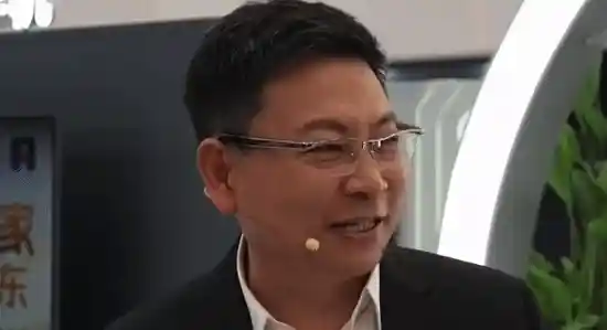 华为余承东：倾听用户声音，快速迭代进化，让改变发生！