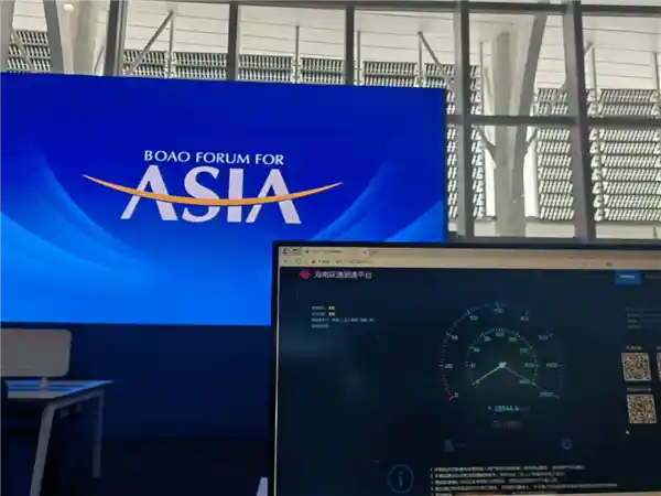 《华为联通联合打造F5G-A万兆光网：实测速率逼近10Gbps！》