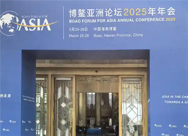 《华为联通联合打造F5G-A万兆光网：实测速率逼近10Gbps！》