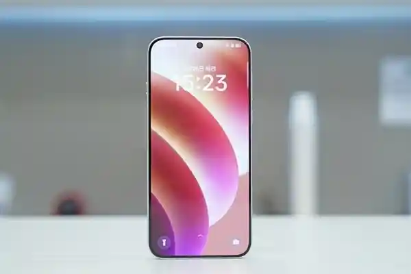 《OPPO Find X8 Ultra首发双潜望系统，3倍&6倍光学变焦独家首发！》