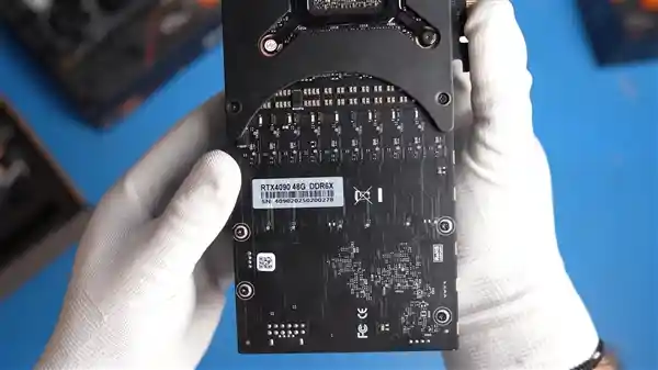 《RTX 4090拆解测评：音浪狂袭，耳朵hold得住吗？》