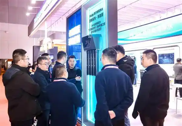 [HOTELEX 2025启幕！海尔三大净水黑科技颠覆餐饮用水新标杆]