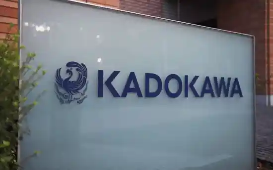 宫崎英高神秘现身腾讯深圳总部！粉丝疯狂围观，全程笑容满面