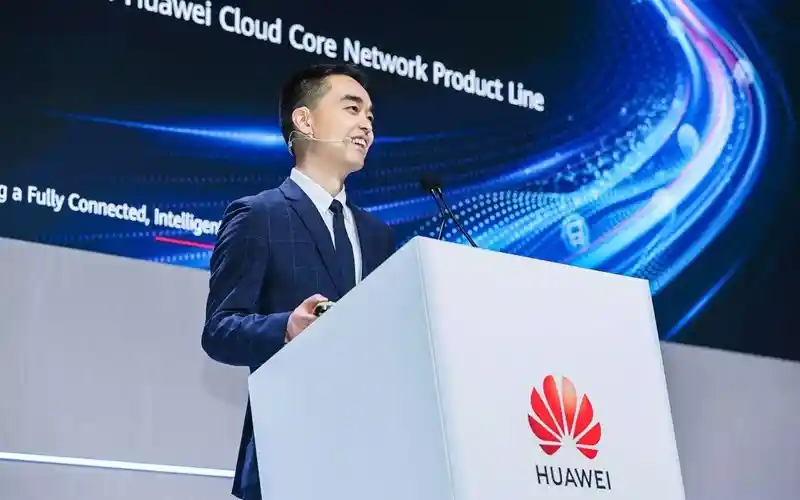 华为首创AI核心网，引领智能万物互联新时代