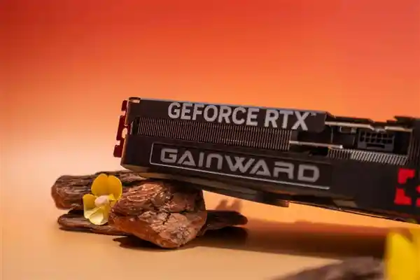 [DLSS 4力作亮相！耕升 GeForce RTX 5070 追风革新登场]