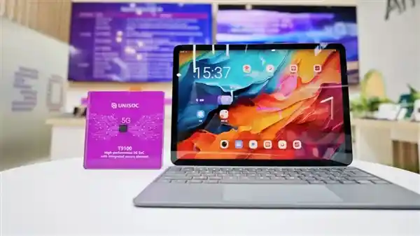 紫光展锐携手中国联通发布首款搭载T9100国产芯片的5G eSIM平板，引领新一代智能体验