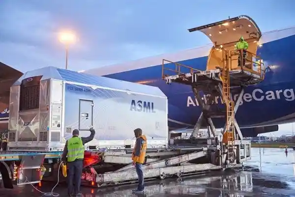 ASML助力中国光刻机行业！北京本地维修中心升级扩建助力技术创新