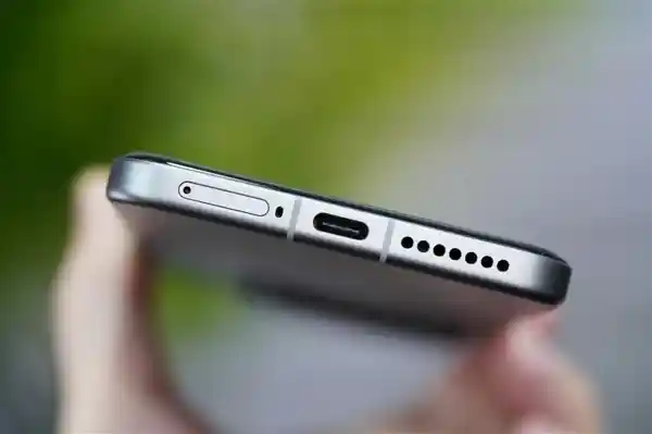 小米16 Pro独家揭秘：全球首款3D打印手机中框闪亮登场