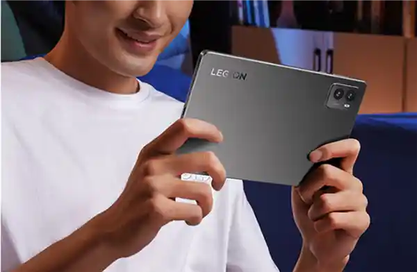 《性能怪兽降临！联想全新8.8英寸平板曝光：LCD电竞屏+骁龙8系旗舰芯》