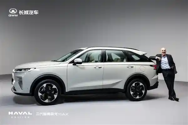 [颠覆同级！全新哈弗枭龙Max震撼登场：四驱加持，限时抢购价11.38万起]