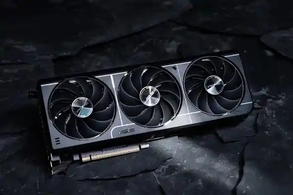 《全新登场！华硕RTX 5060 Ti系列显卡引领50系性能新高度》