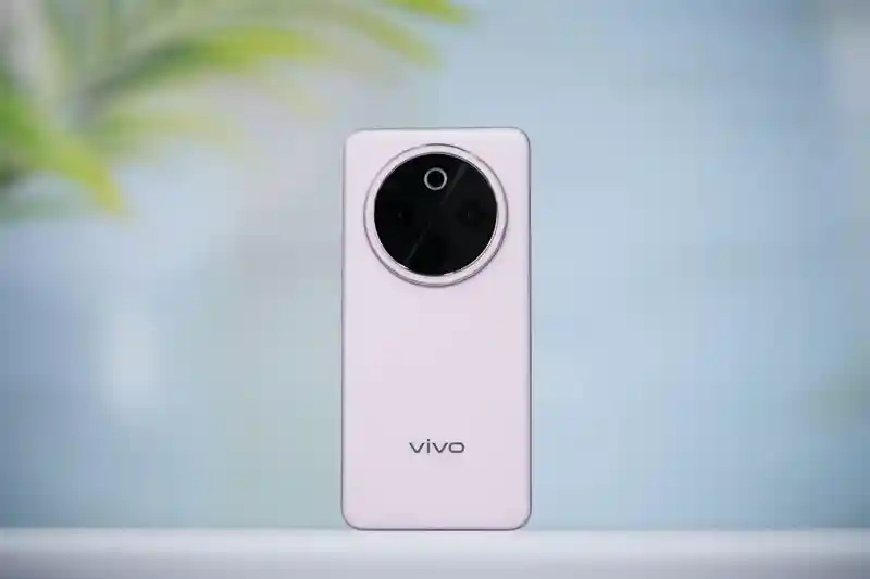 [vivo Y300 Pro+续航大揭秘：7300mAh巨量电量，彻底摆脱充电焦虑！]